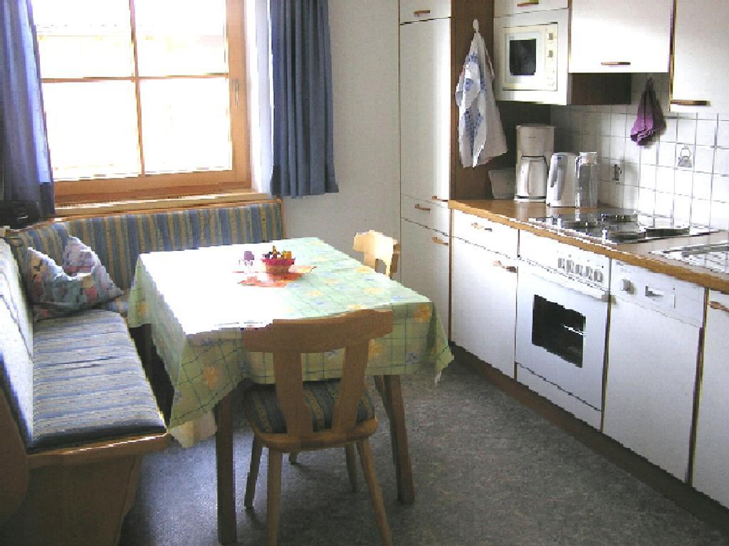Haus Pinzger Appartement Fendels Buitenkant foto