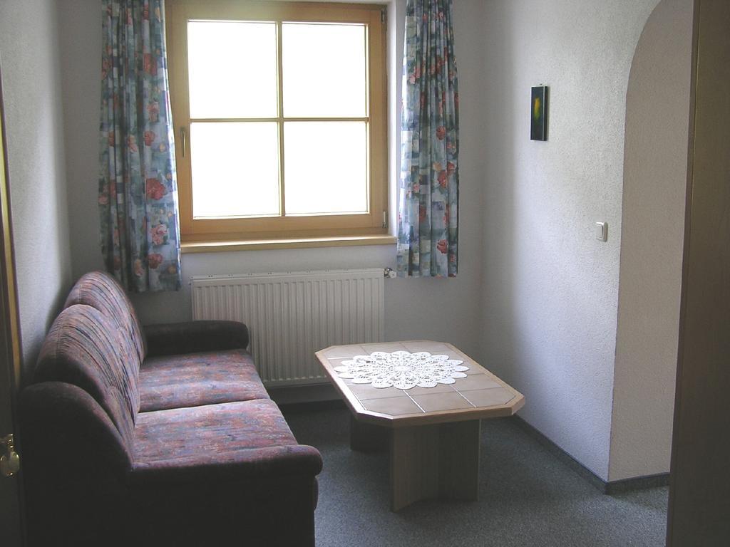 Haus Pinzger Appartement Fendels Buitenkant foto