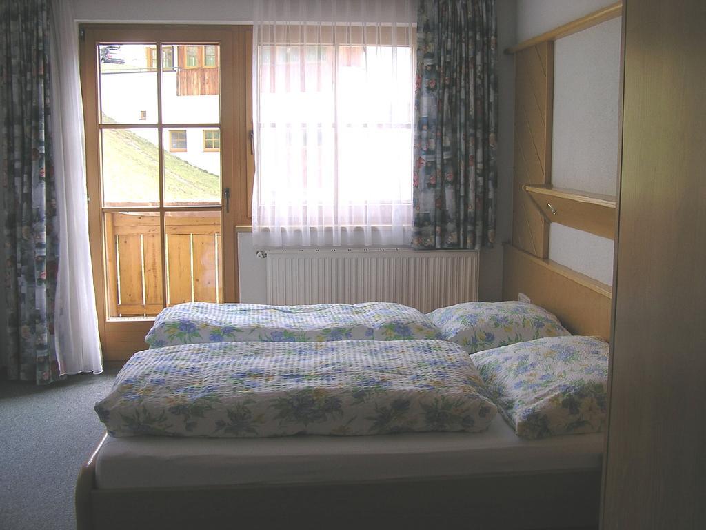 Haus Pinzger Appartement Fendels Buitenkant foto